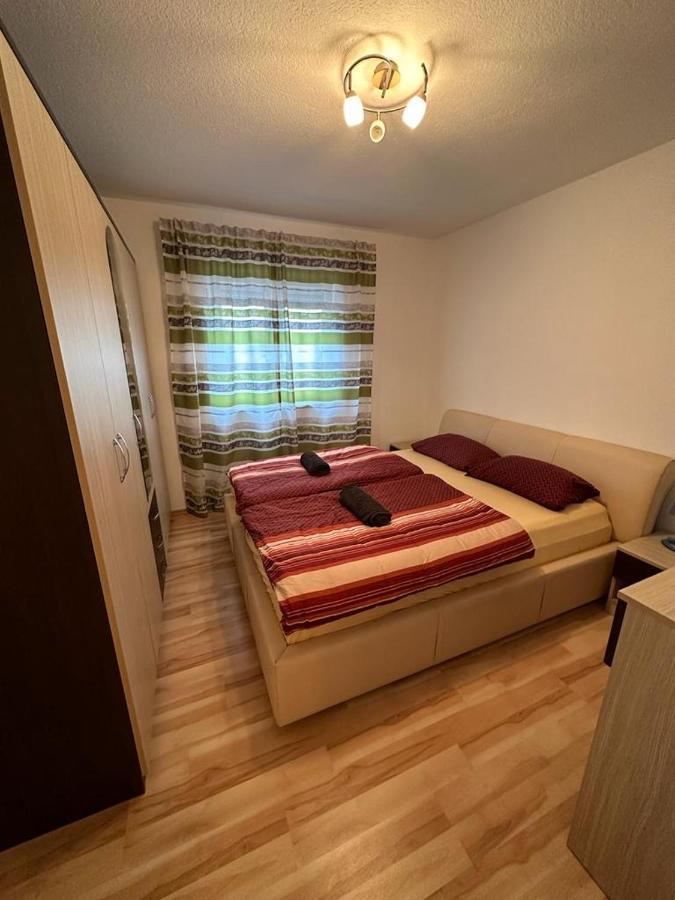리브노 Apartman Jaca 아파트 외부 사진