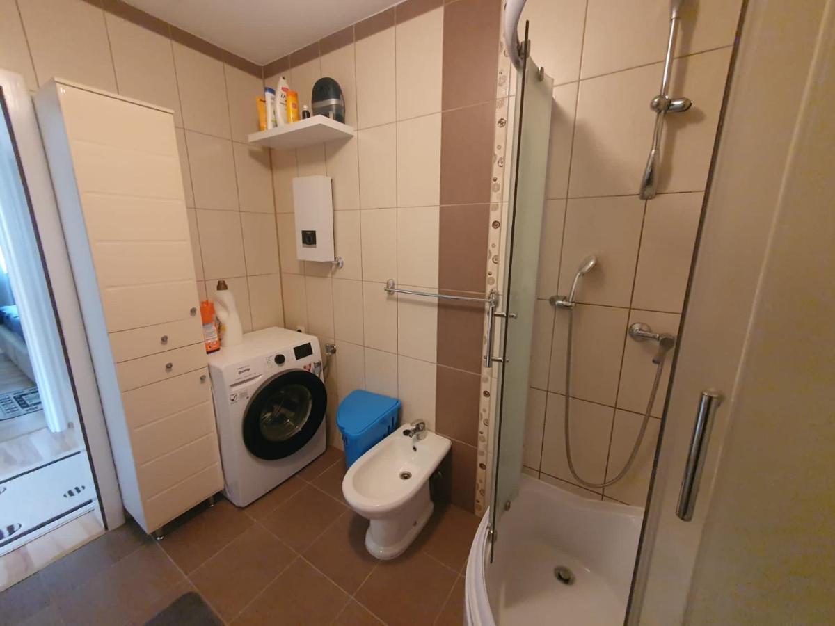 리브노 Apartman Jaca 아파트 외부 사진